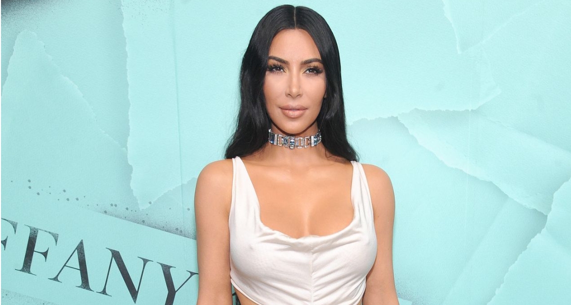 Гледаме документалния филм на BBC „Ким Кардашиян и диамантеният обир“ в стрийминг платформата HBO Max