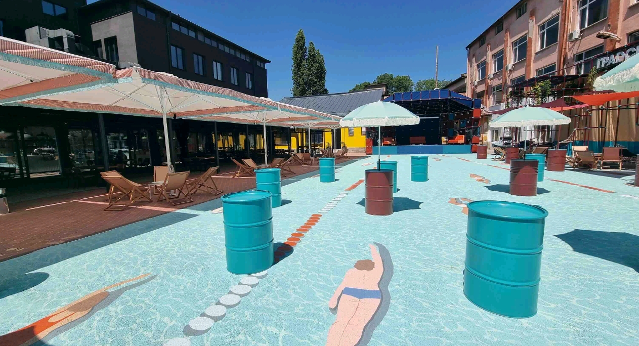 ЧИСТИЛИЩЕТО: ГРАД В ГРАДА “Градска къпалния“ в София