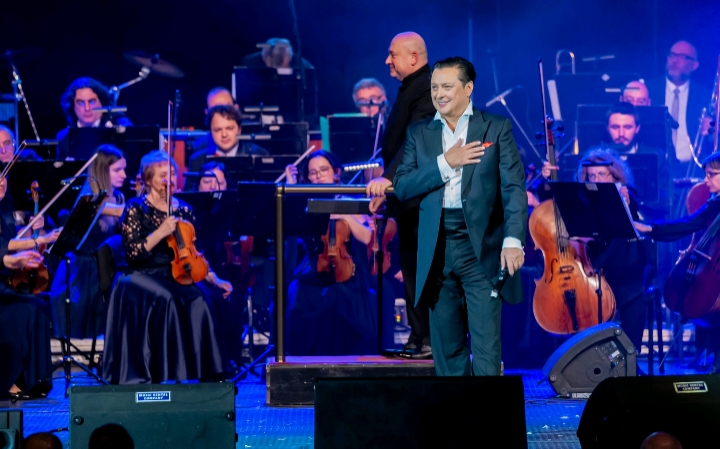 ВАСИЛ ПЕТРОВ С НОВА КОНЦЕРТНА ПРОГРАМА, ТРЪГВА НА ТУРНЕ