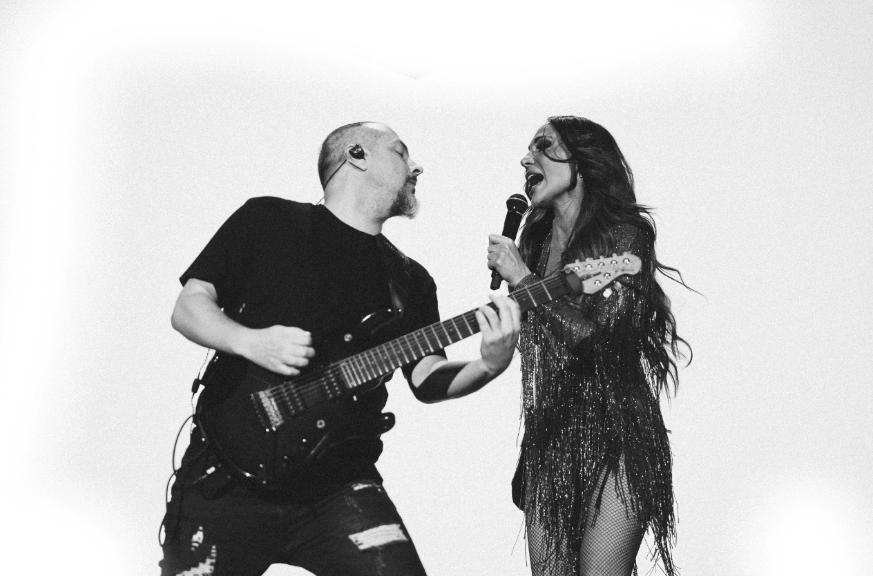 София запя с Деспина Ванди в силно емоционална гръцка вечер